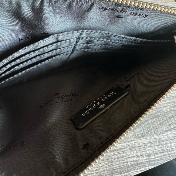Kate Spade Wristlet - Picture 4 of 9